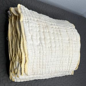 GMD Cloth-eez 17 prefold cloth diaper small yellow trim